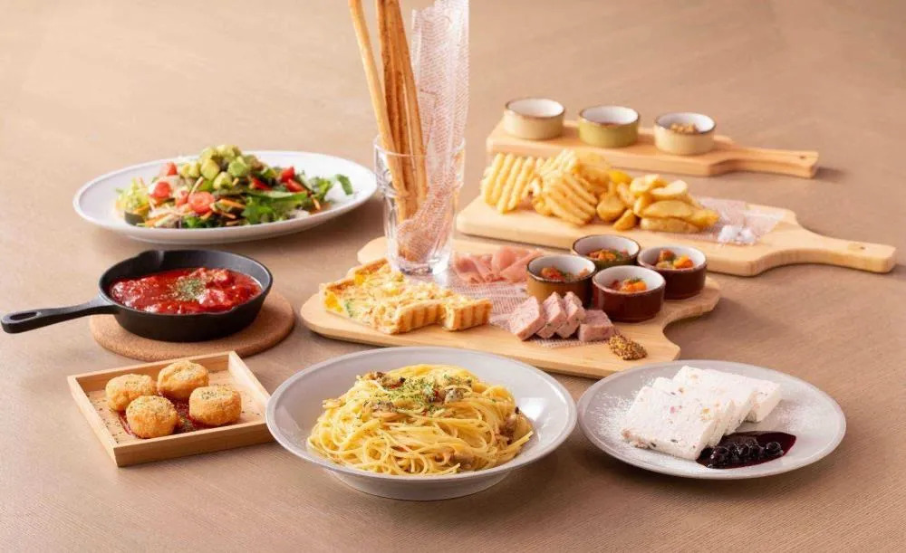 REFUELの料理写真